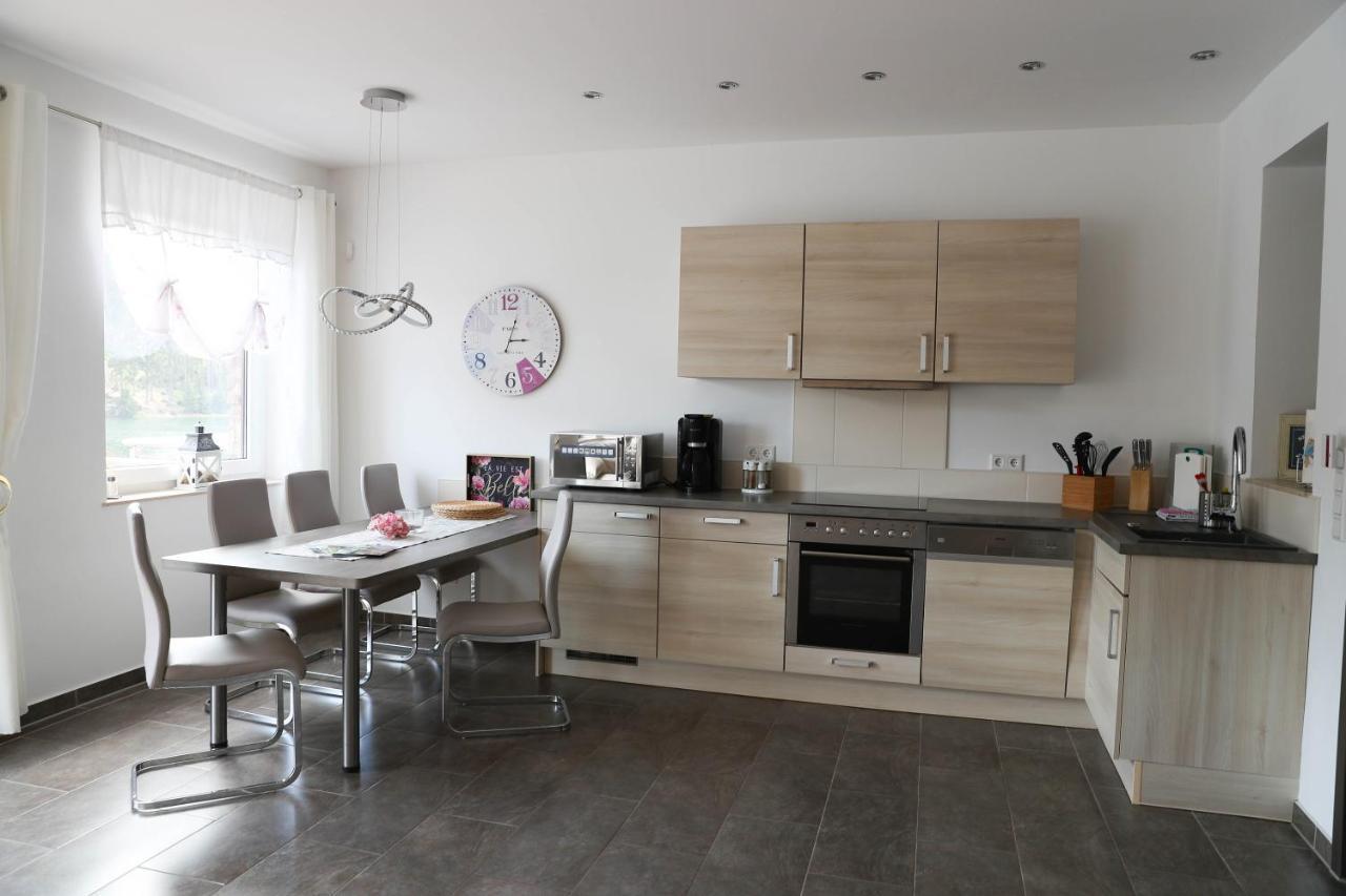 Holidayhaus-Luetsche / Wohnung Schmuecke Frankenhain Buitenkant foto